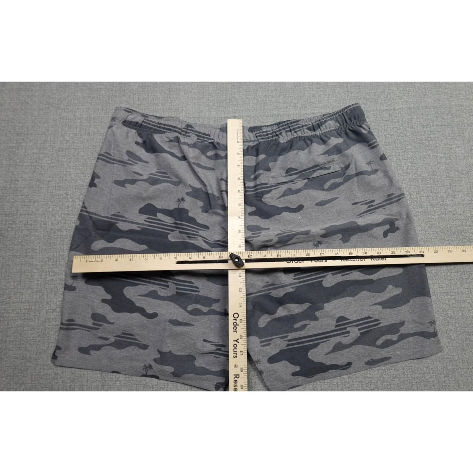 TravisMathew Travis Mathew Leader Board Shorts Mens 2XL Heather Gray Camo Lightweight Jersey Pockets Drawstring Relaxed Casual Summer Golf-inspired Mens Size US 39 - 5 Thumbnail