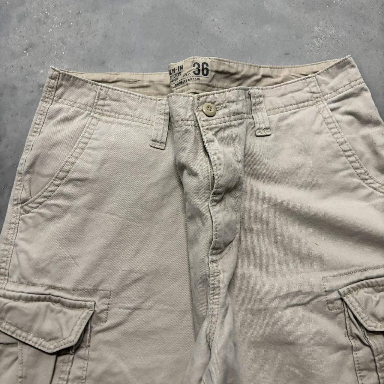 Japanese Brand × Vintage Crazy Vintage Y2K/2000s Baggy Cream Skater Style Cargo Shorts! Size US 36 / EU 52 - 2 Thumbnail