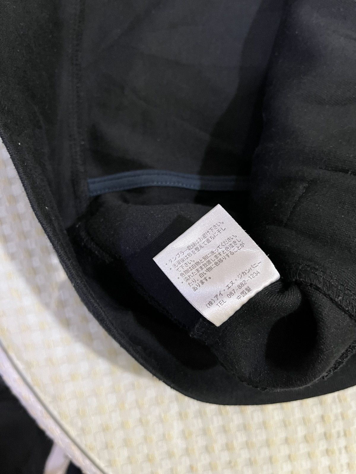 Vintage Real words south distric black zip-up jacket Size US L / EU 52-54 / 3 - 12 Thumbnail