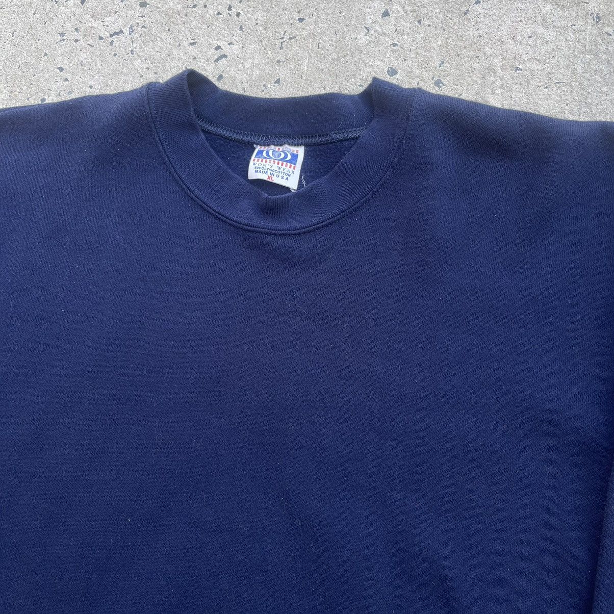 Vintage Vintage 90s WON’S WEAR Navy Blank Crewneck Sweatshirt Size US XL / EU 56 / 4 - 2 Thumbnail