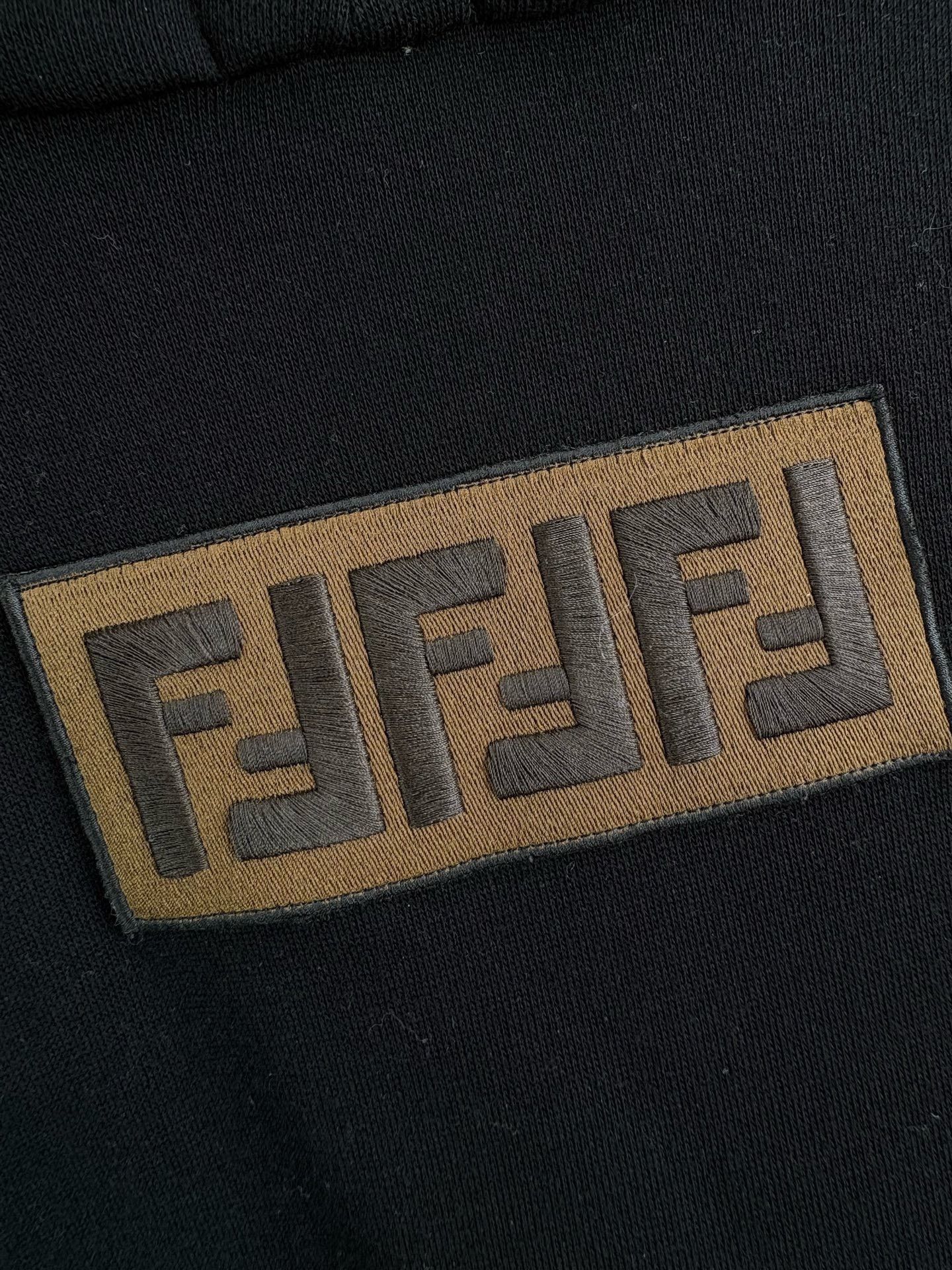 Fendi Fendi Embroidered Double F Logo Cashmere Hoodie Size US XL / EU 56 / 4 - 3 Thumbnail