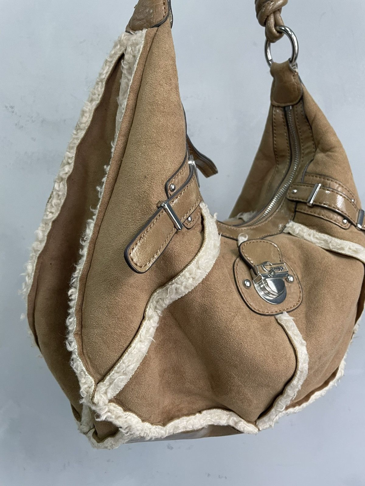 Guess Vintage Guess fashion hand bag fashion hype y2k Size ONE SIZE - 11 Thumbnail