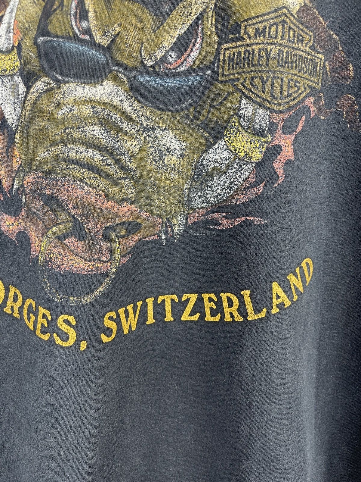 Harley Davidson Harley Davidson Switzerland trashed distressed big logo tee Size US XXL / EU 58 / 5 - 12 Thumbnail