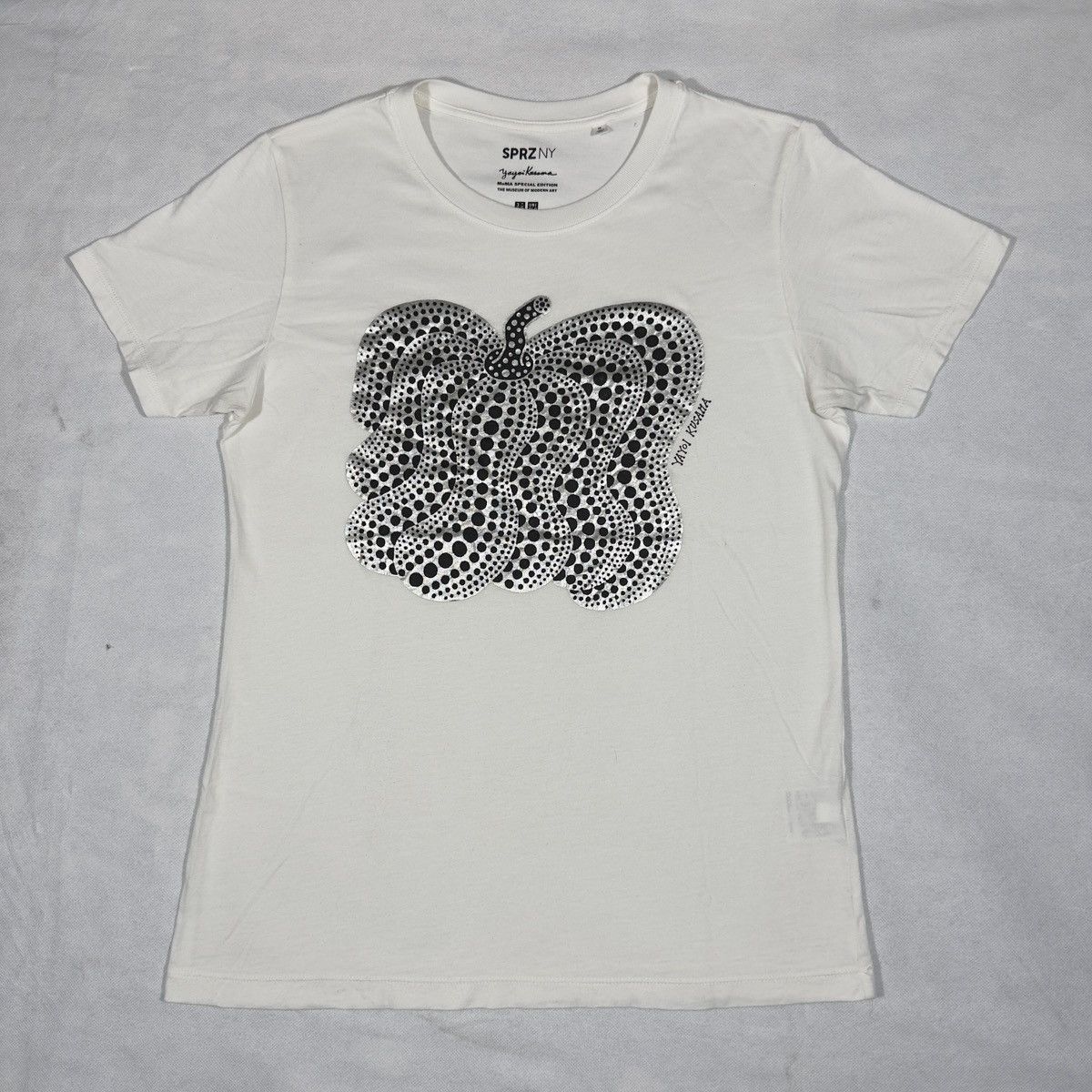 Uniqlo Yayoi Kusama x Uniqlo SPRZ NY MoMA Pumpkin Archive Tee 2016 Size M / US 6-8 / IT 42-44 - 1 Thumbnail