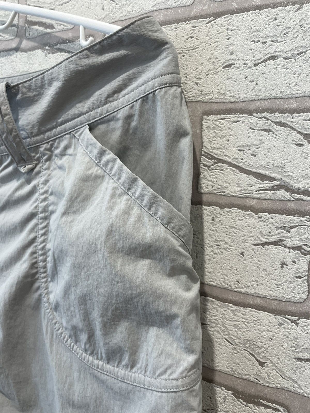 Arc'teryx Arc’teryx shorts size 4 Size 25" / US 0 / IT 36 - 8 Thumbnail