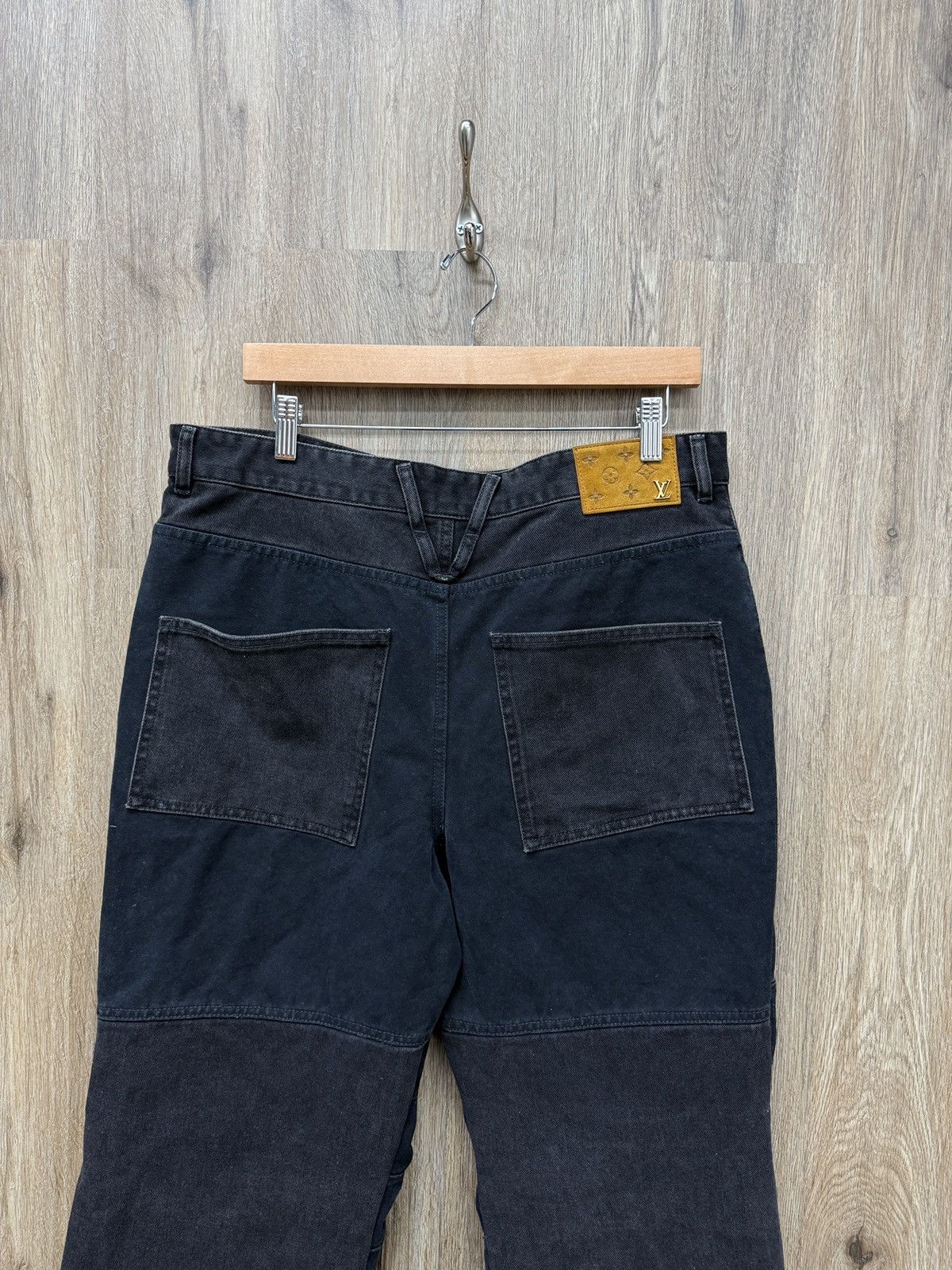 Louis Vuitton Louis Vuttion Black Monogram Denim Carpenters Size US 32 / EU 48 - 8 Thumbnail