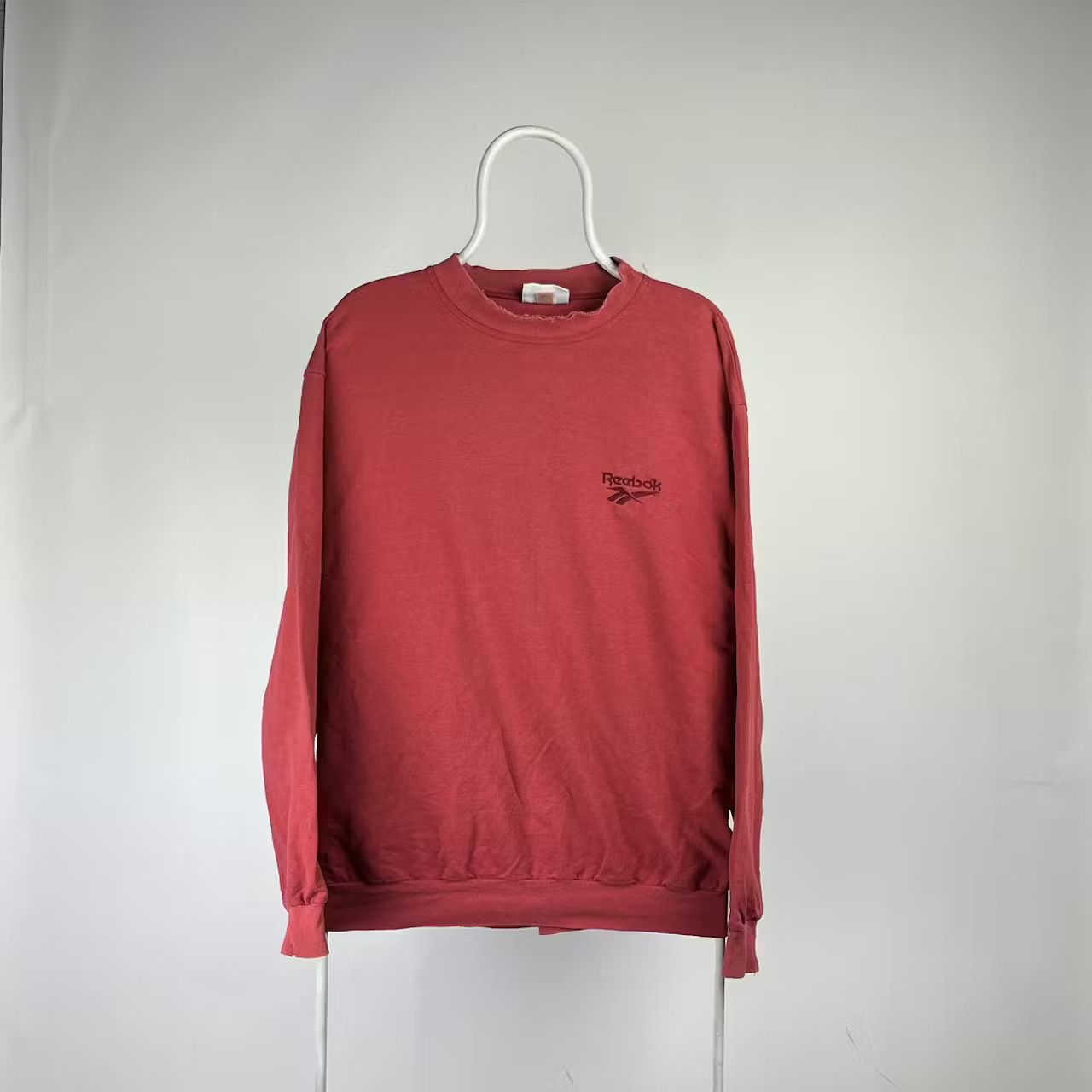 Reebok Vintage Reebok sweatshirt embroidered size Large Size US L / EU 52-54 / 3 - 1 Thumbnail