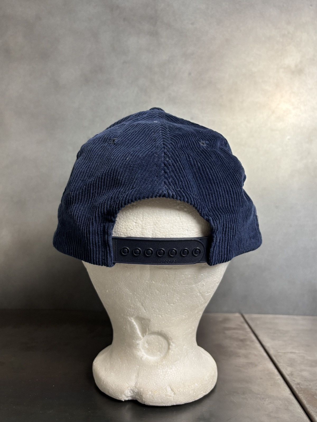 Vintage Sky Dome Rogers Center Toronto Vintage Corduroy Hat Baseball Size ONE SIZE - 9 Thumbnail
