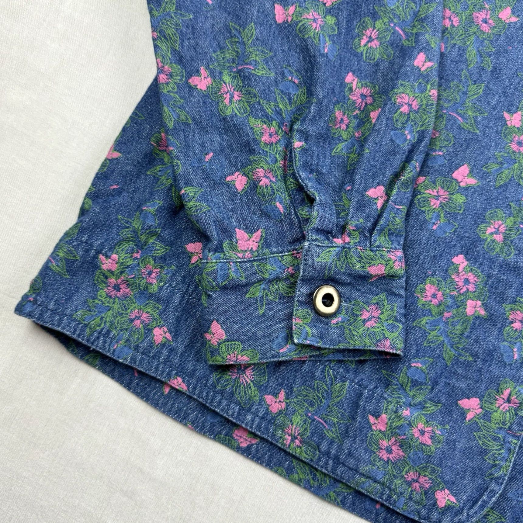 Blair VINTAGE Blair Floral Denim Button-Up Shirt Womens M Blue Cotton 90s Y2K Nature Flower Shirt Womens Medium Size M / US 6-8 / IT 42-44 - 5 Thumbnail