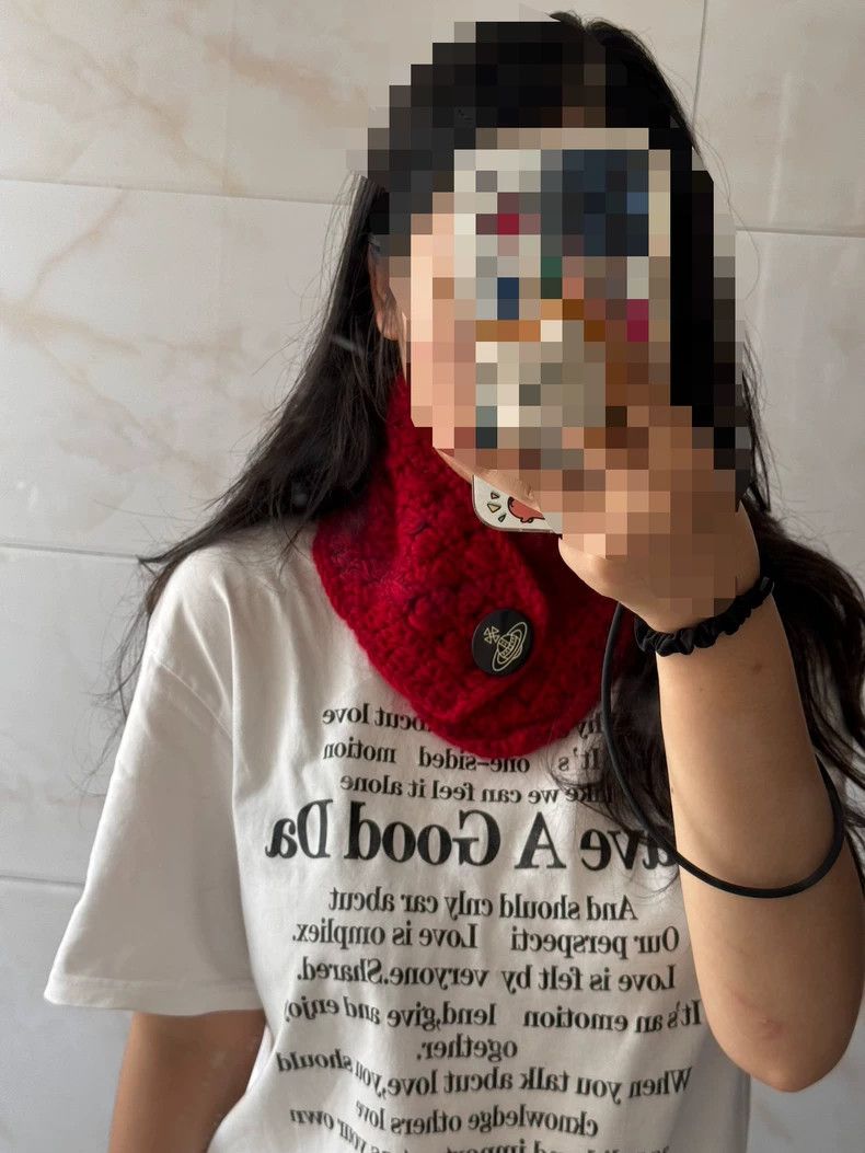 Vivienne Westwood Vivienne Westwood The scarf doubles as a hairband Size ONE SIZE - 6 Thumbnail