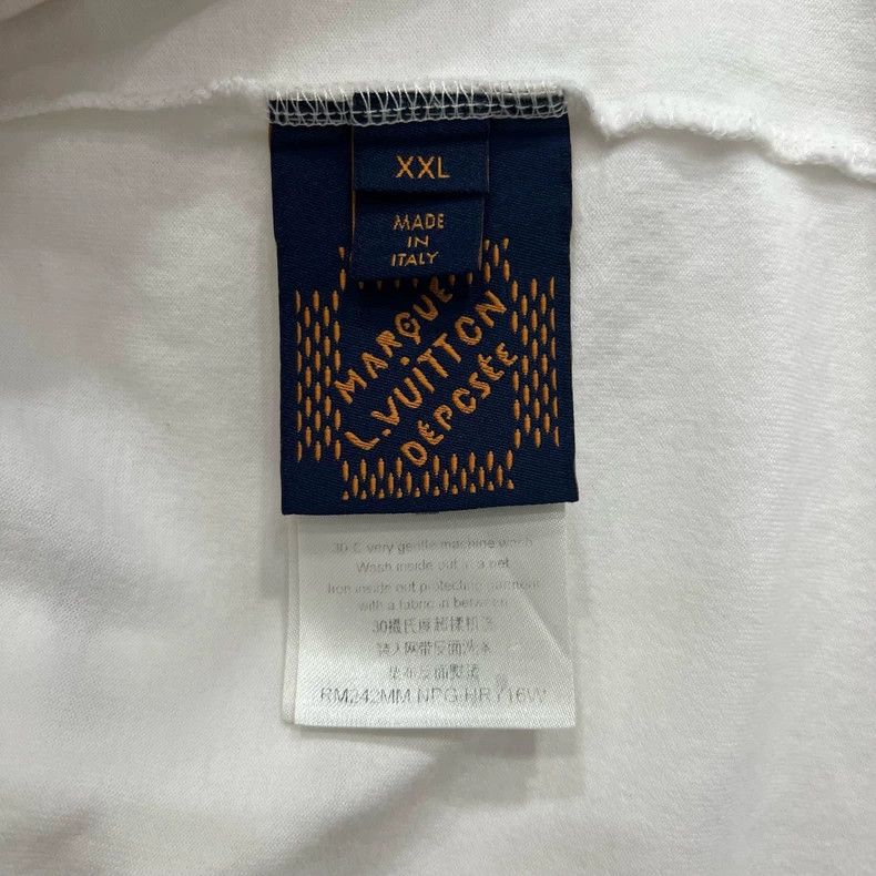 Louis Vuitton Louis Vuitton White monogrammed shell print short sleeves Size US XXL / EU 58 / 5 - 5 Thumbnail