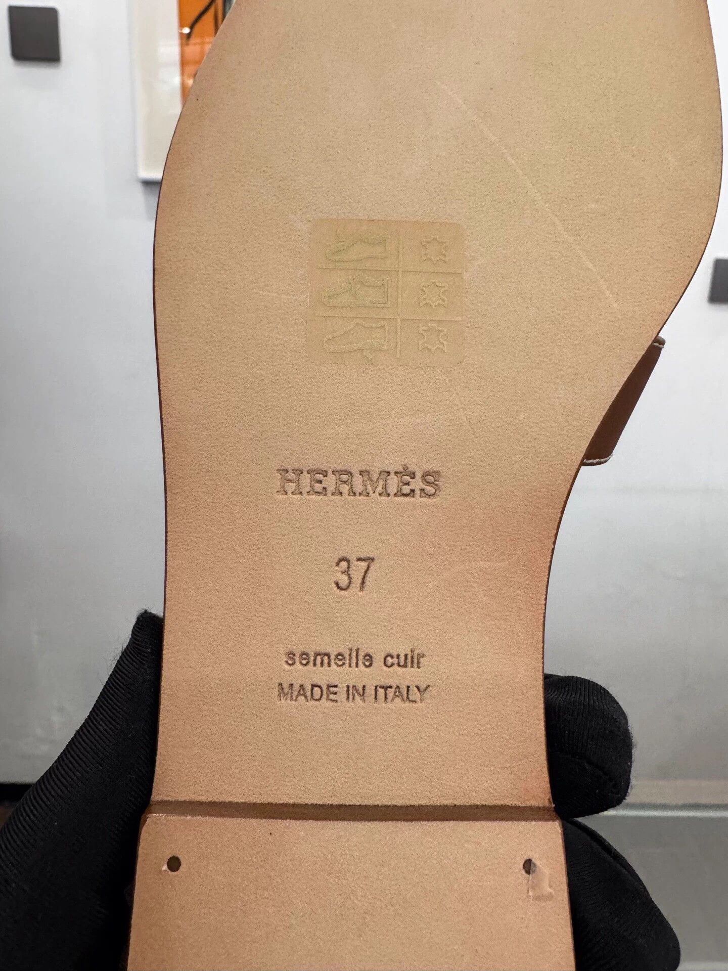 Hermes Hermes Oran Brown H Wmns Slide 37 New Authentic Size US 6 / IT 36 - 8 Thumbnail