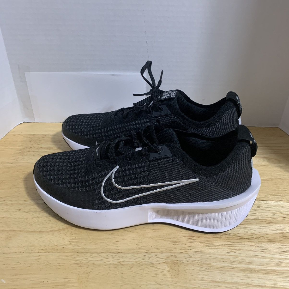 Nike Nike Mens Interact Run Black Running Shoes Size 9.5 Size US 9.5 / EU 42-43 - 5 Thumbnail