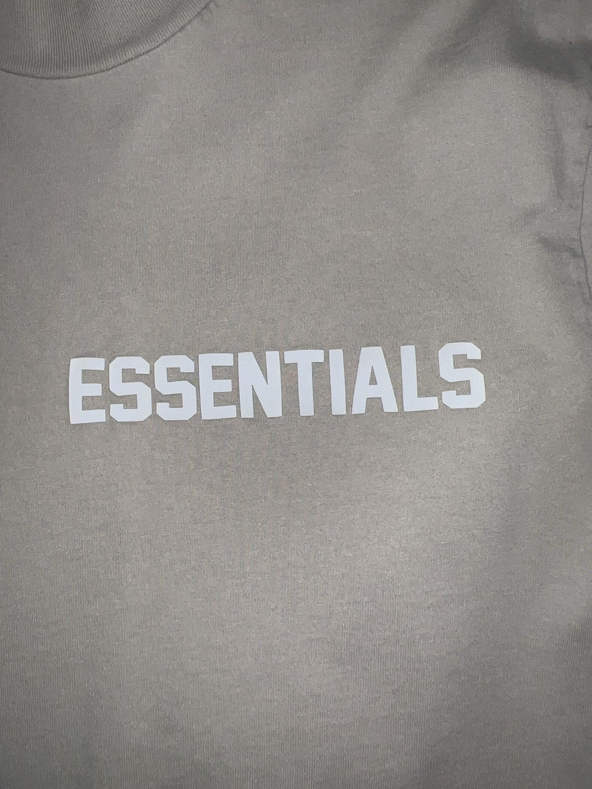 Fear of God FEAR OF GOD ESSENTIALS Smoky Grey (Size Medium) Size US M / EU 48-50 / 2 - 5 Thumbnail