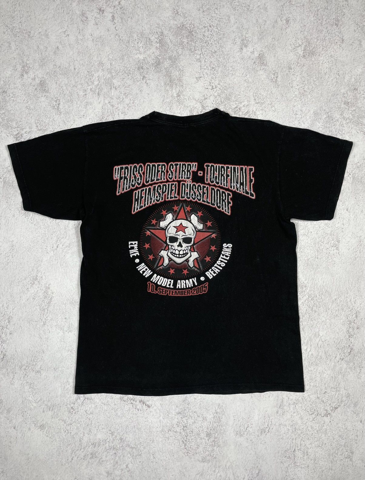 Band Tees Vintage Die Toten Hosen T-Shirt 2005 tour Size US M / EU 48-50 / 2 - 5 Thumbnail