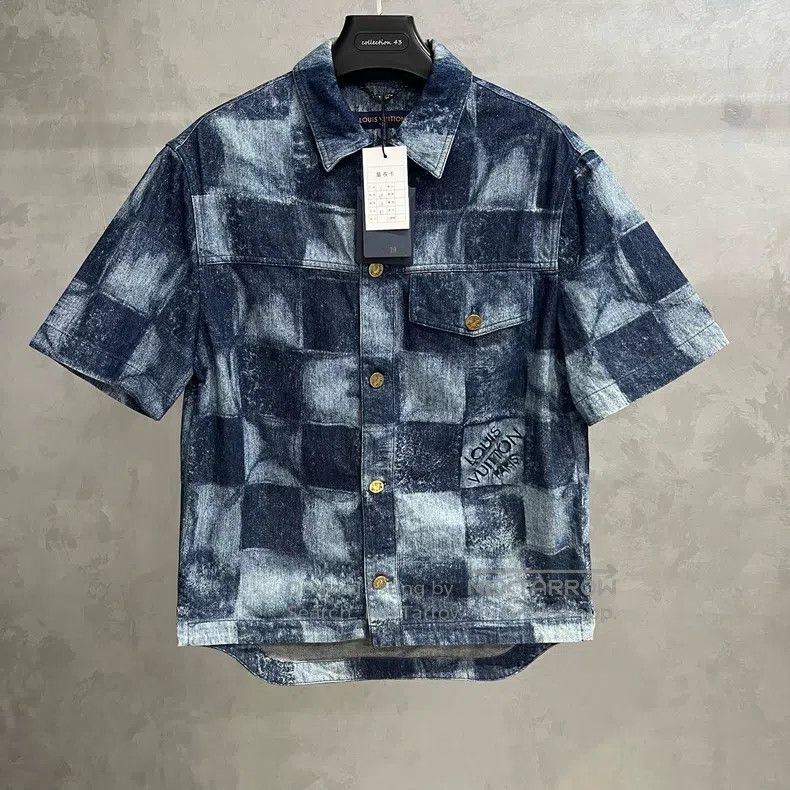 Louis Vuitton Louis Vuitton Blue Check Denim Classic Short Sleeve Shirt Size US S / EU 44-46 / 1 - 1 Thumbnail