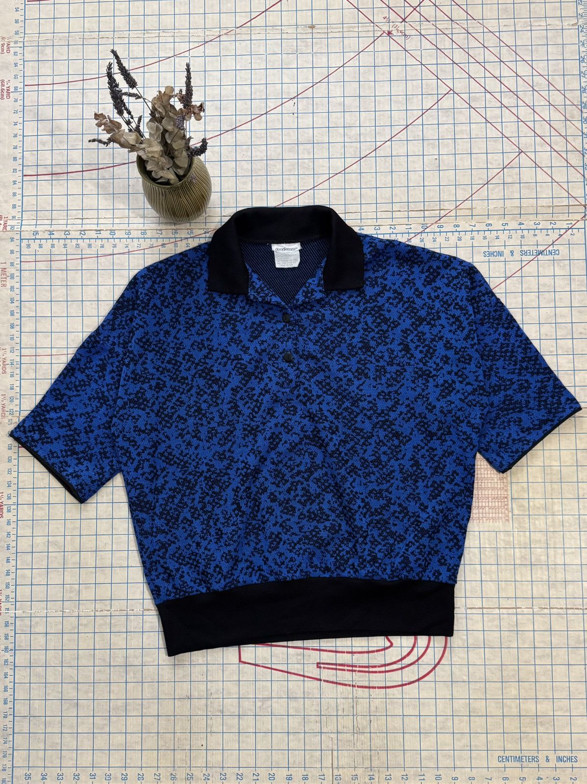 Other × Vintage Vintage Donnkenny Polo Shirt Blue and Black Pattern Fits L Size US L / EU 52-54 / 3 - 1 Thumbnail
