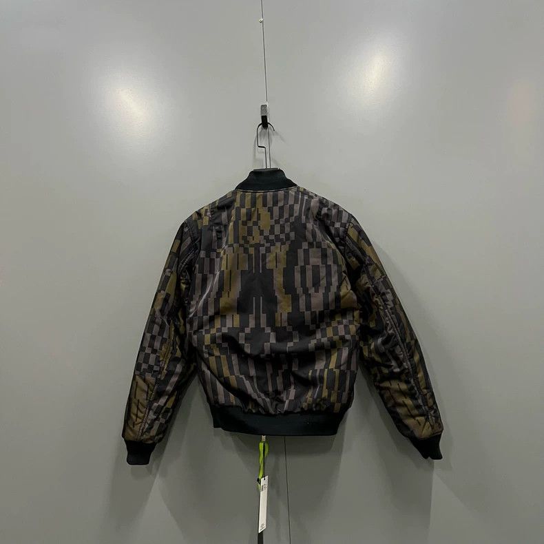 Givenchy Givenchy Geometric Pattern All-Over Printed Double Face Ja Size US L / EU 52-54 / 3 - 4 Thumbnail