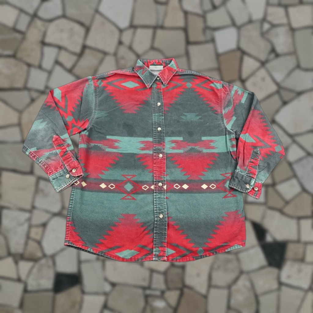 Vintage VINTAGE Cabela's Button-Up Shirt Women Large Green Flannel 90s Aztec Casual Western Size L / US 10 / IT 46 - 1 Thumbnail