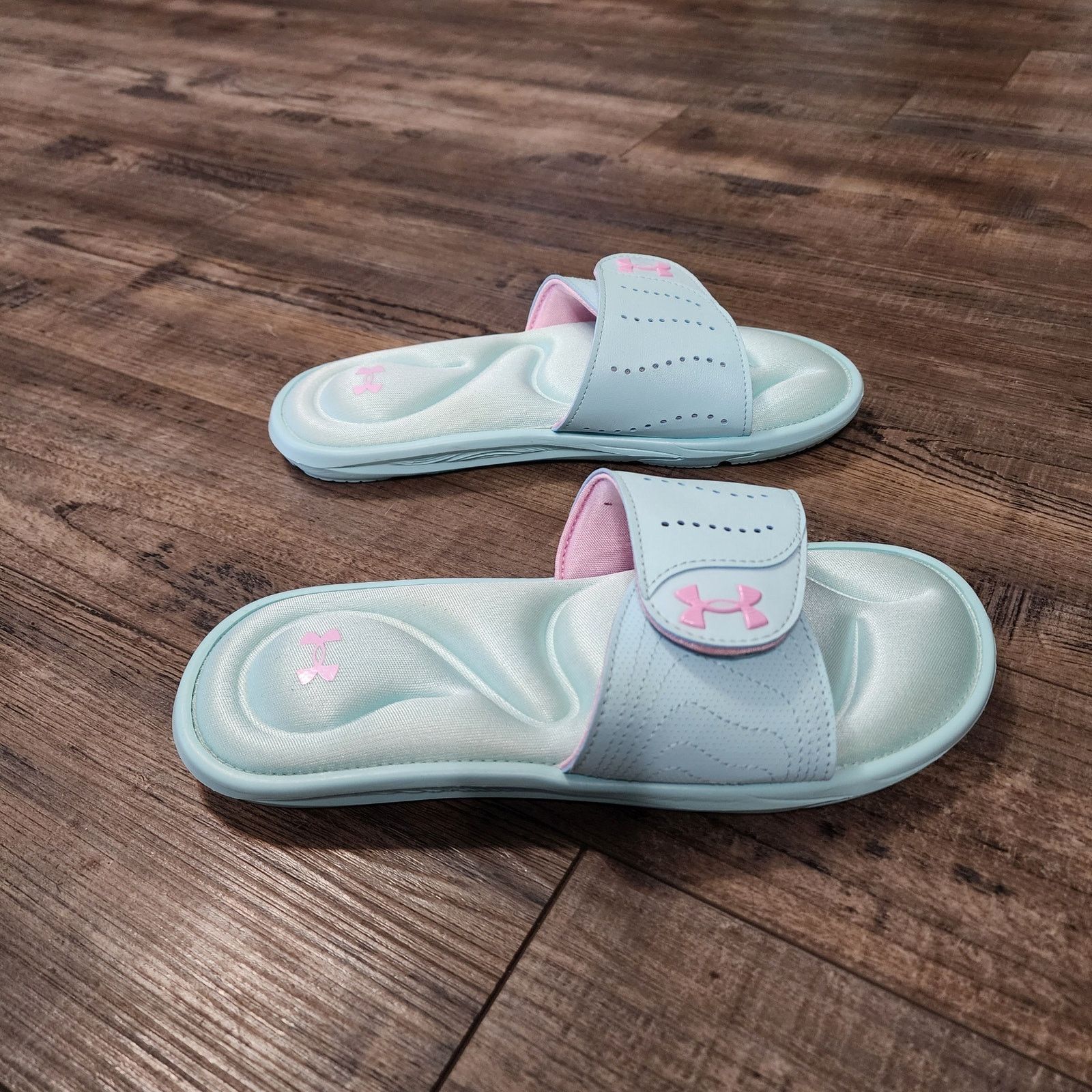 Under Armour Under Armour Ignite IX W SZ 7 blue pink slides Pre-owned SH2 Size US 7 / IT 37 - 4 Thumbnail