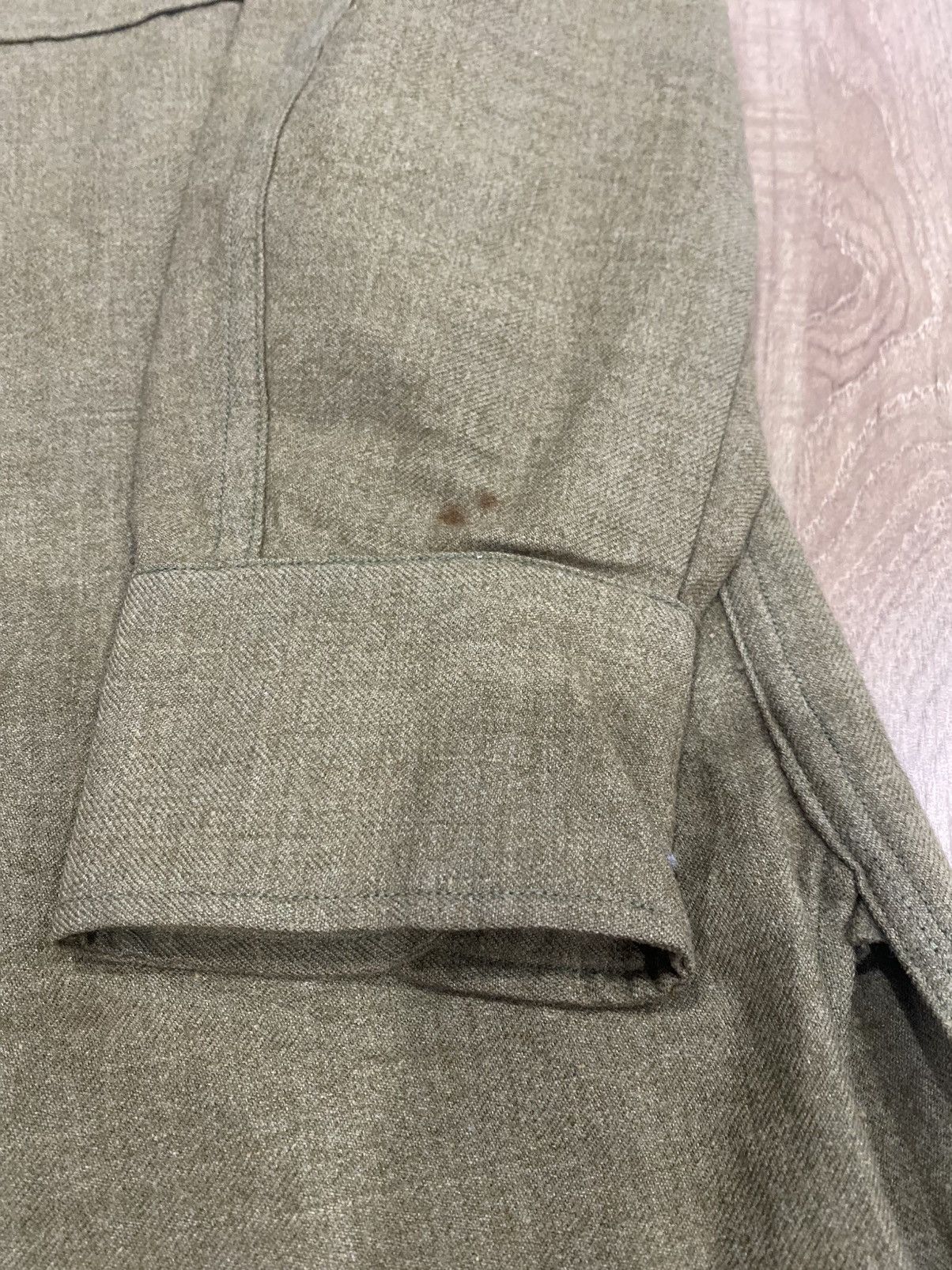 Vintage WWII US ARMY M1937 M37 EM NCO WOOL COMBAT FIELD SHIRT LARGE Size US L / EU 52-54 / 3 - 12 Thumbnail