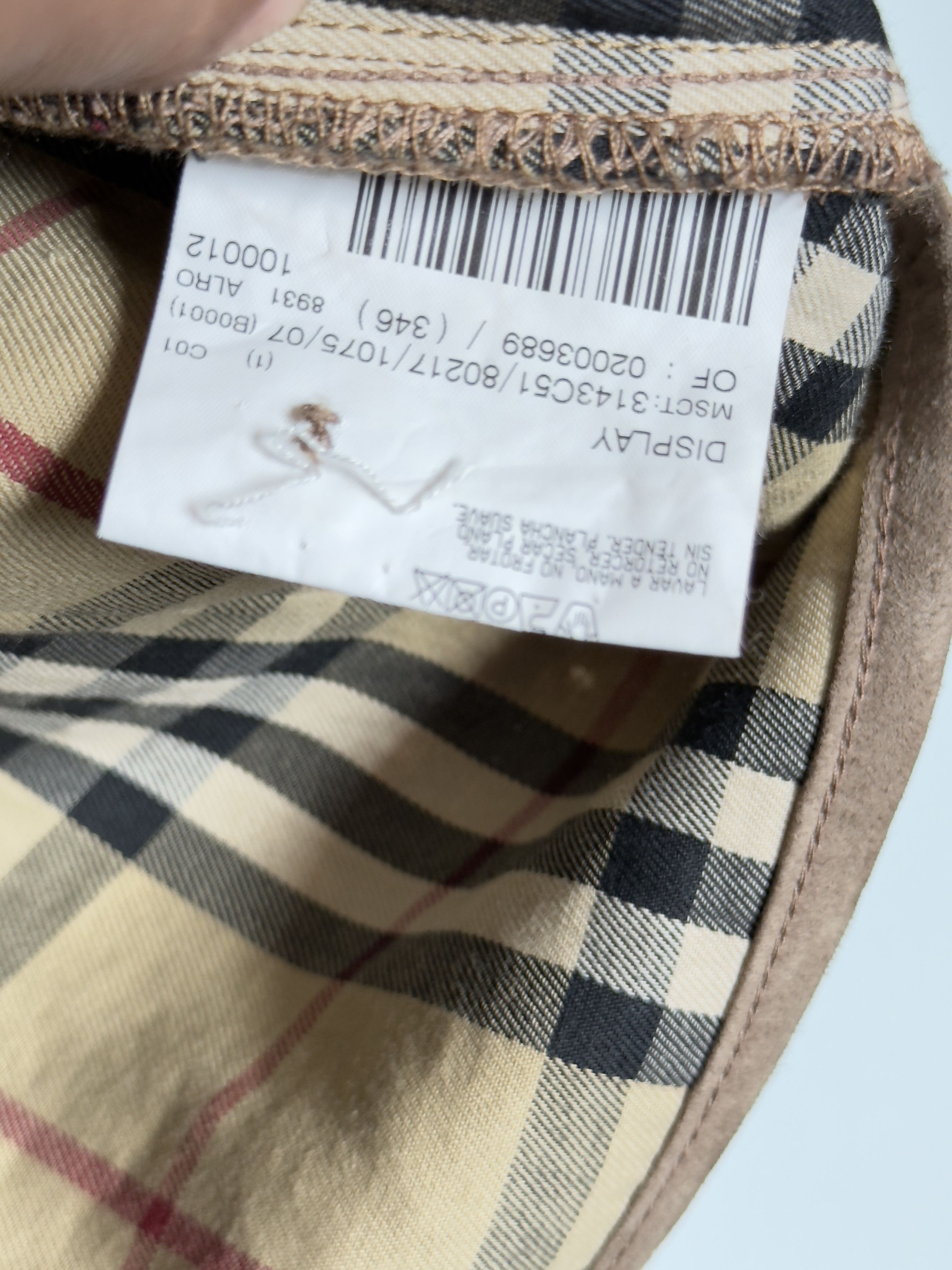 Burberry 🔥 burberry london novacheck wool vest iconic. Rare size L Size US L / EU 52-54 / 3 - 7 Thumbnail