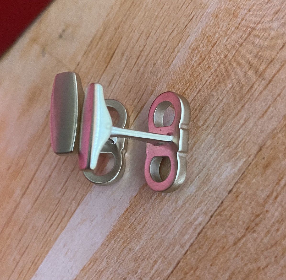 Salvatore Ferragamo Ferragamo brass gancini cuff links nwt Size ONE SIZE - 8 Thumbnail