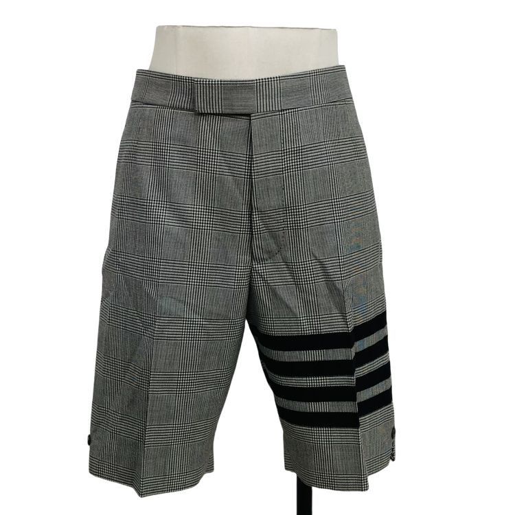 Thom Browne Thom Browne Engineered 4-Bar Check Shorts Size 30 Size US 30 / EU 46 - 1 Thumbnail