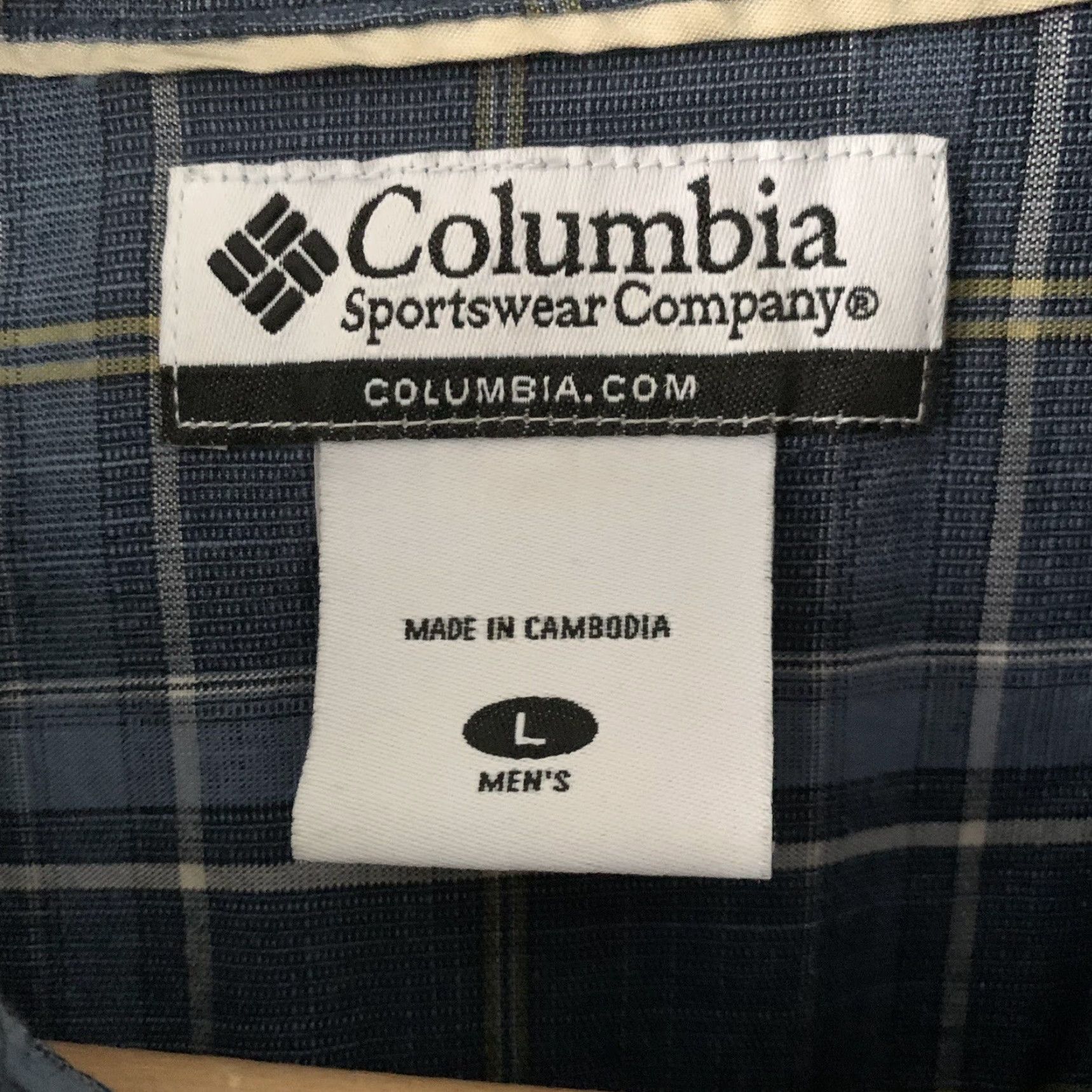 Vintage Columbia Shirt Mens L Blue Plaid Button-Up Cotton Short Sleeve Outdoor Outdoors Casual Travel Size US L / EU 52-54 / 3 - 2 Thumbnail