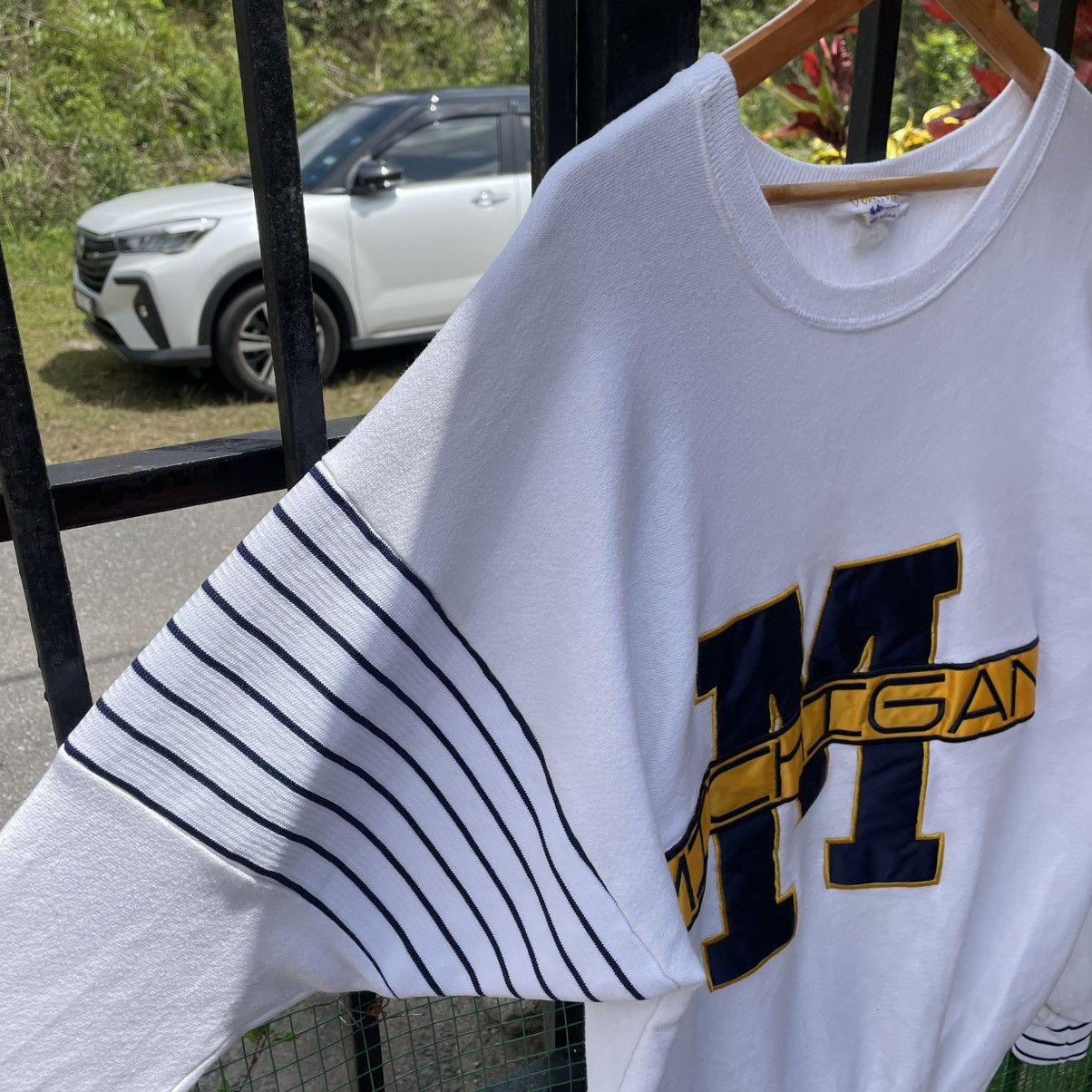 Vintage 🔥Vintage 80s Michigan Embroidered Spellout Jumper Sweatshirt Size US M / EU 48-50 / 2 - 6 Thumbnail