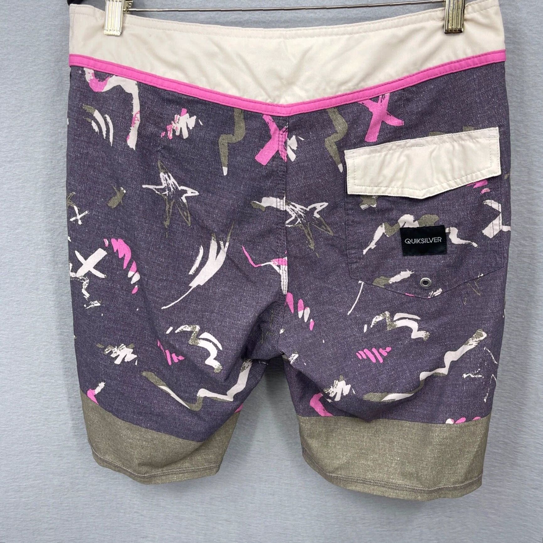 Quiksilver Quicksilver Board Shorts Mens Small Dry Flight Swim Trunks Unlined Preppy Surf Gray Polyester Blended Fabric with Drawstring Pockets Mens Size US 29 - 4 Thumbnail