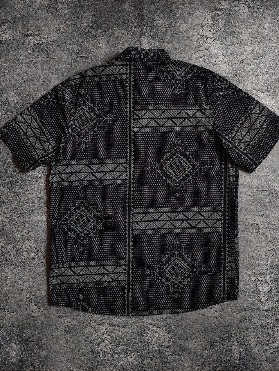 Carhartt Carhartt Men's Shirt – Size M – Black/Grey Tribal Pattern Size US M / EU 48-50 / 2 - 5 Thumbnail