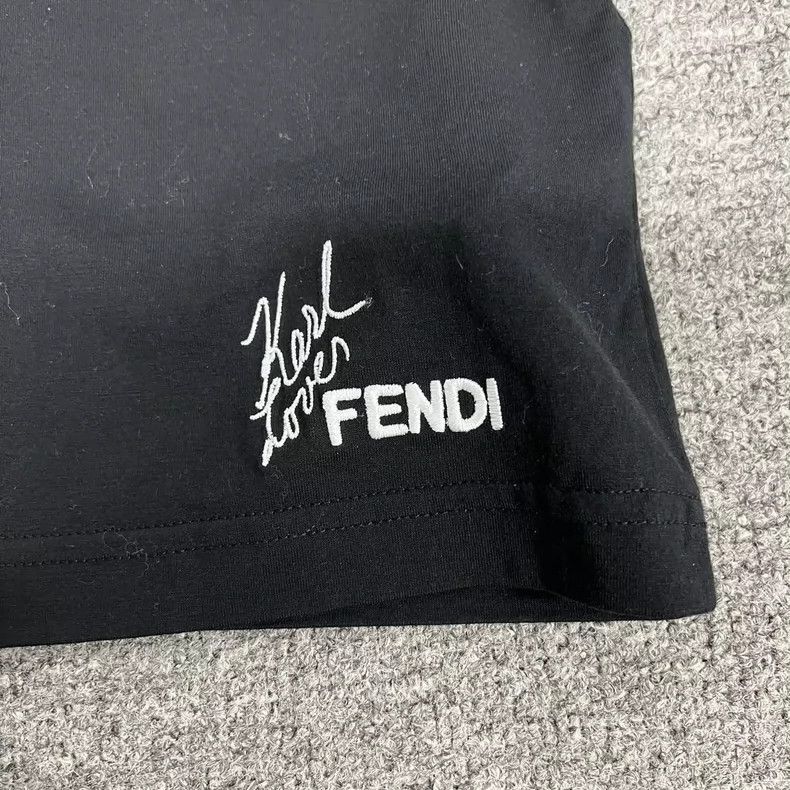 Fendi Fendi Logo Short Sleeve TShirt Size US M / EU 48-50 / 2 - 4 Thumbnail