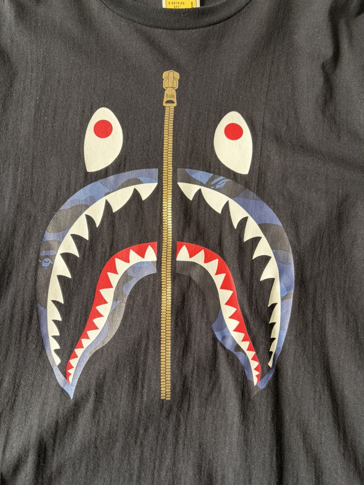 Bape Bape Shark Tshirt Size US L / EU 52-54 / 3 - 2 Thumbnail