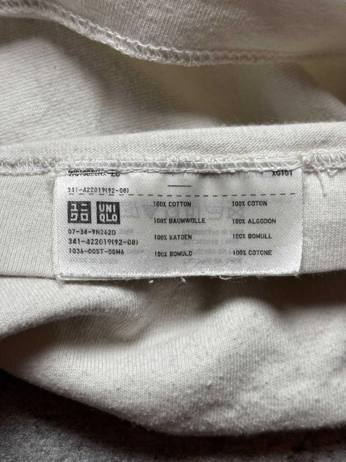 Kaws × Uniqlo Kaws Tee Size US XL / EU 56 / 4 - 6 Thumbnail