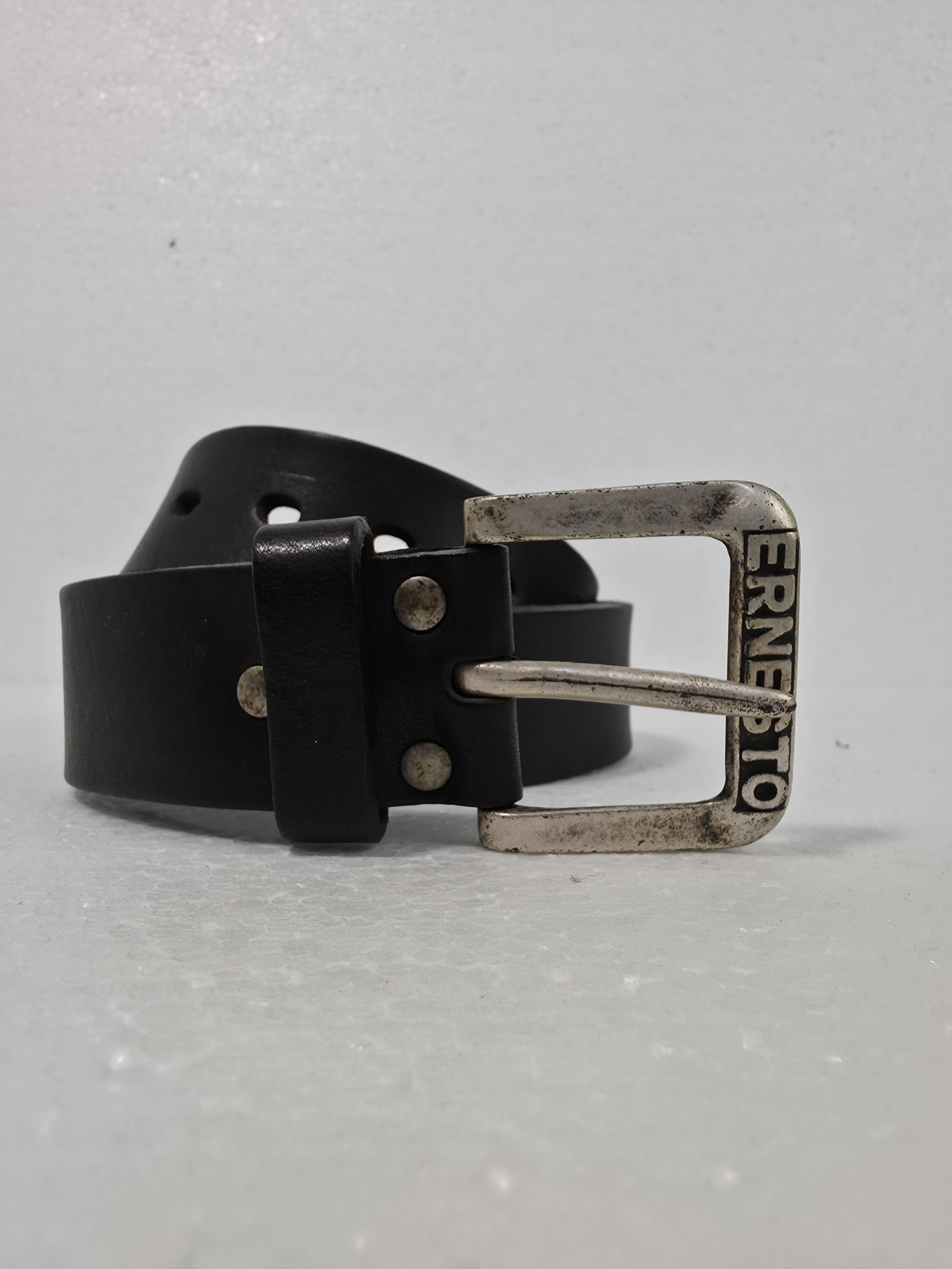 Vintage Ernesto. Vintage leather belt with massive metal buckle Size ONE SIZE - 1 Thumbnail