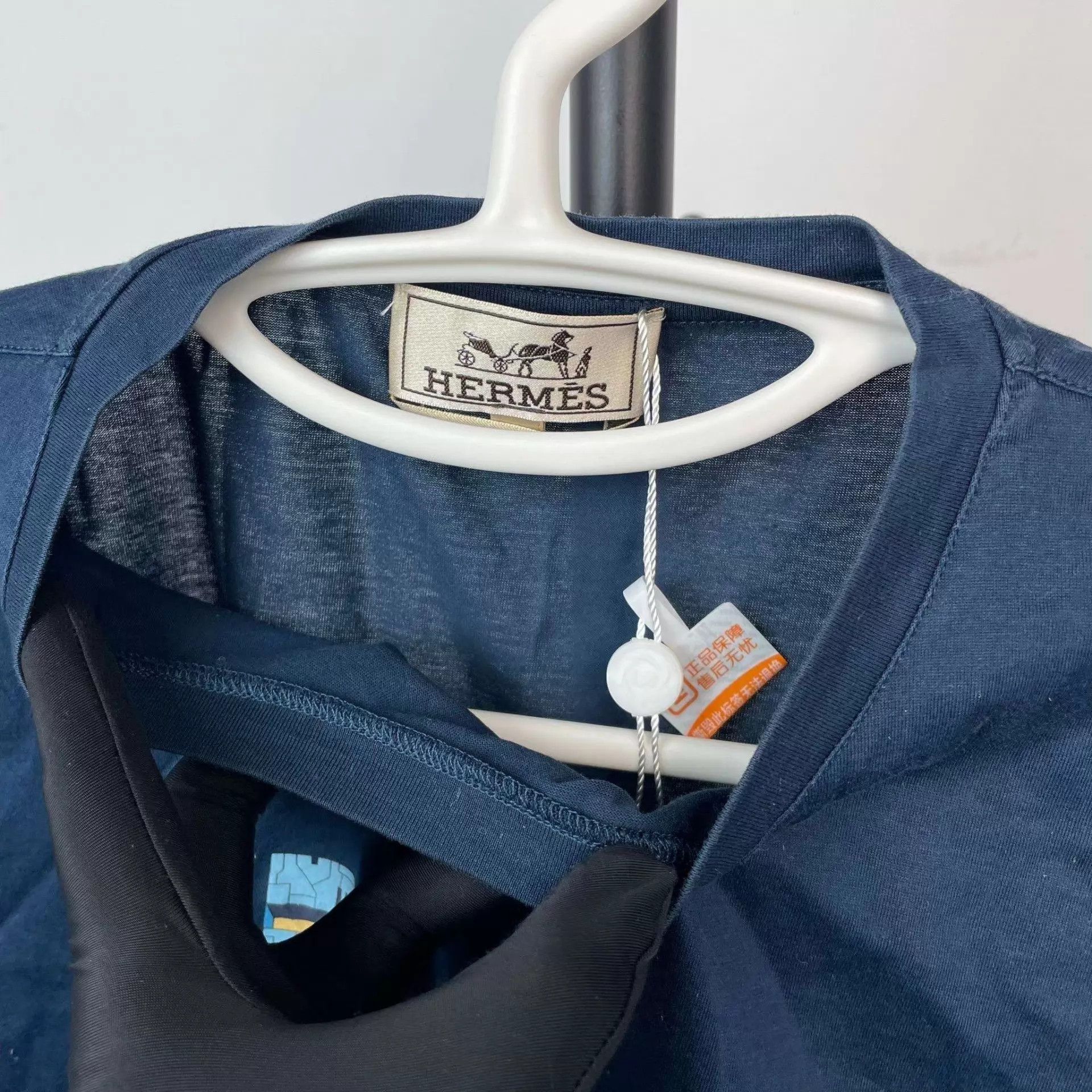 Hermes Hermès short-sleeve cashmere top L size Size US L / EU 52-54 / 3 - 7 Thumbnail
