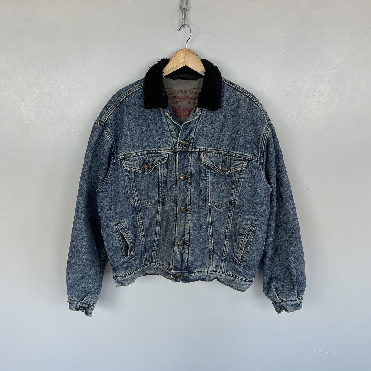 Levi's Hot Vintage 80’s Sherpa Levi’s denim cropped bomber jacket Size US L / EU 52-54 / 3 - 3 Thumbnail