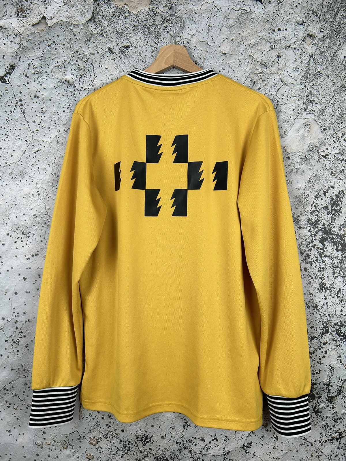 Other Vintage The Hundreds Longsleeve Jersey Retro Football Skate Size US S / EU 44-46 / 1 - 4 Thumbnail