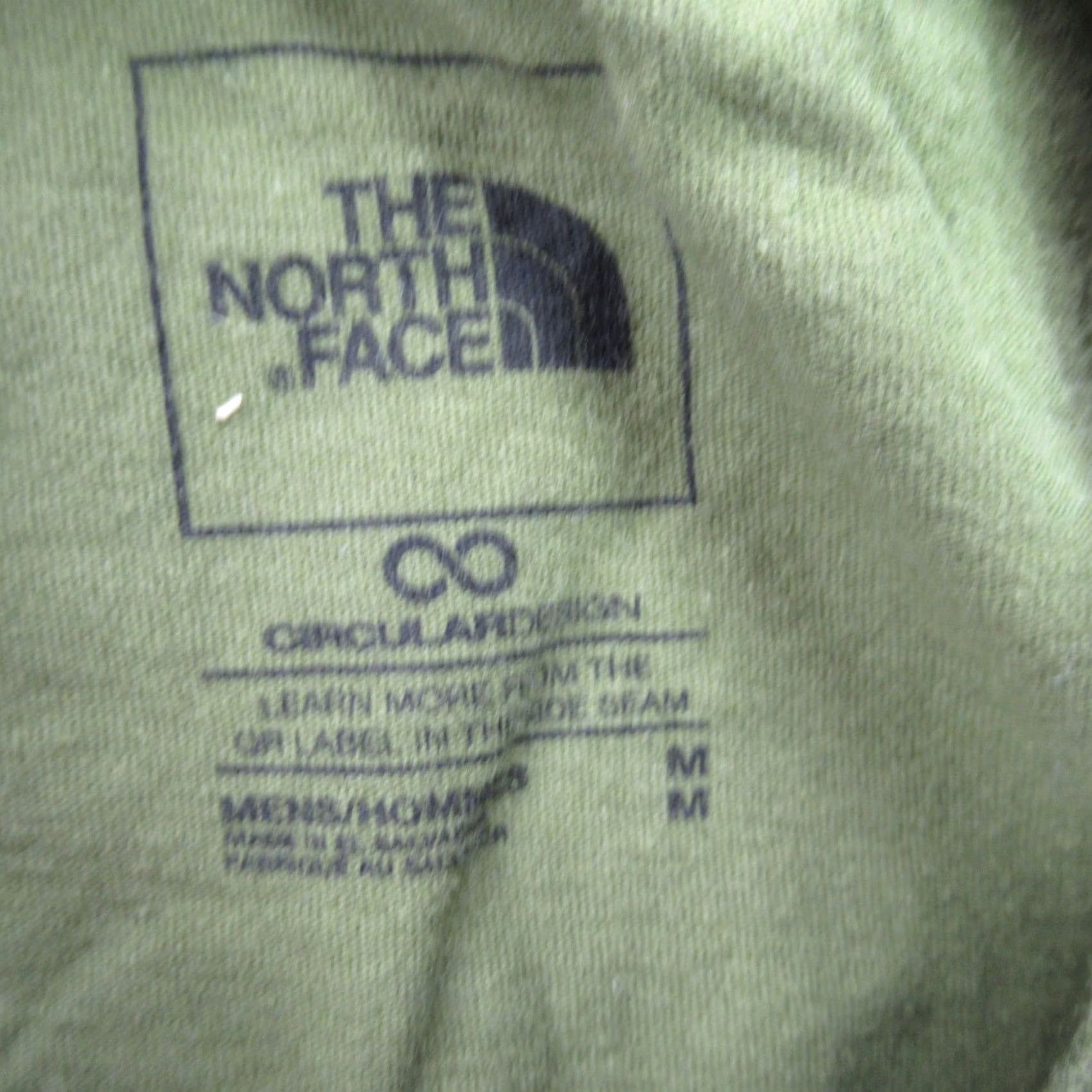 The North Face North Face Shirt Mens Medium Green Short Sleeve Crew Neck Lightweight Size US M / EU 48-50 / 2 - 3 Thumbnail