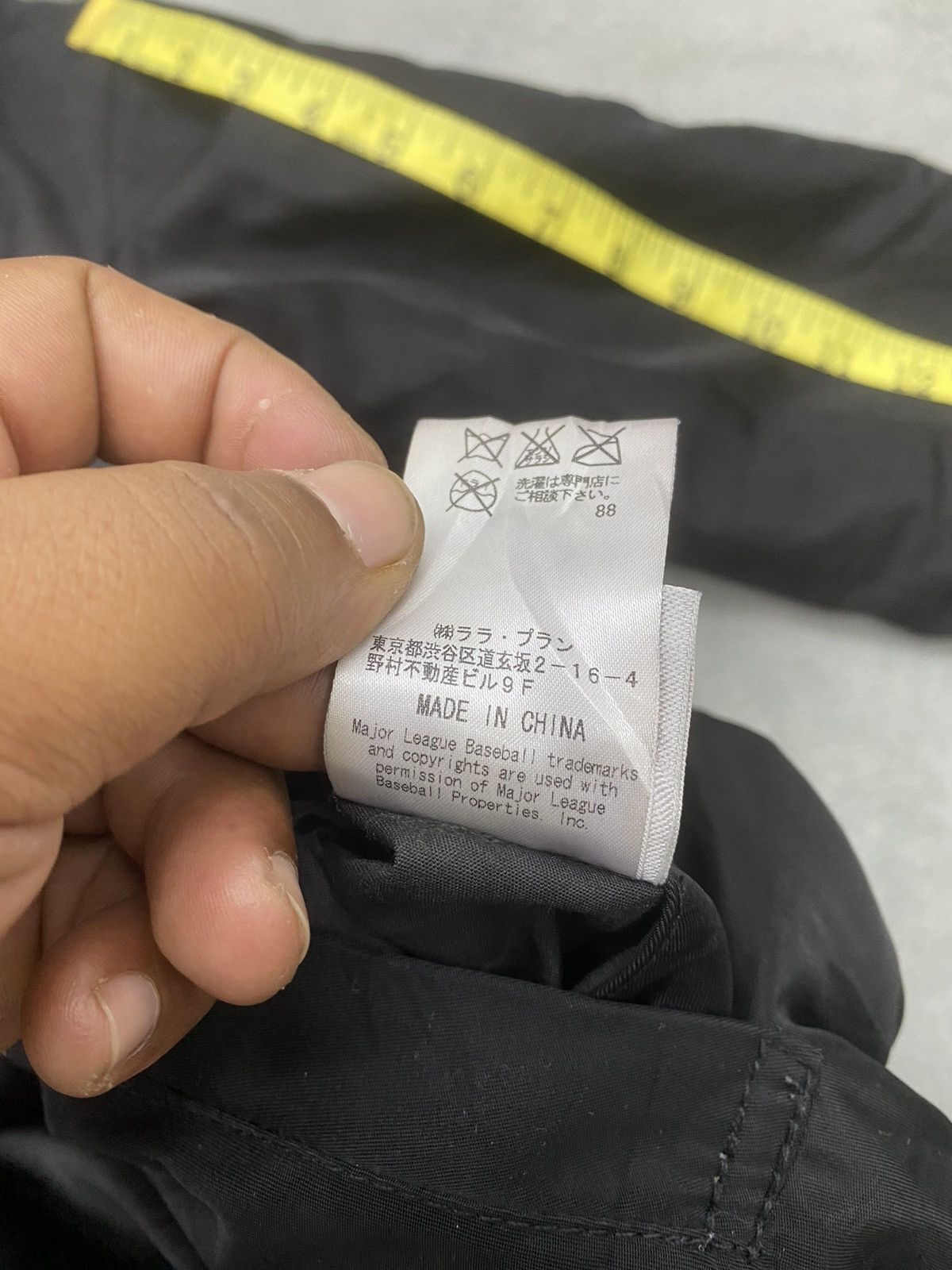 MLB × New York Yankees (N) MLB LB-03 REVERSIBLE HOODIE BOMBER JACKET FULL ZIP Size US M / EU 48-50 / 2 - 20 Thumbnail