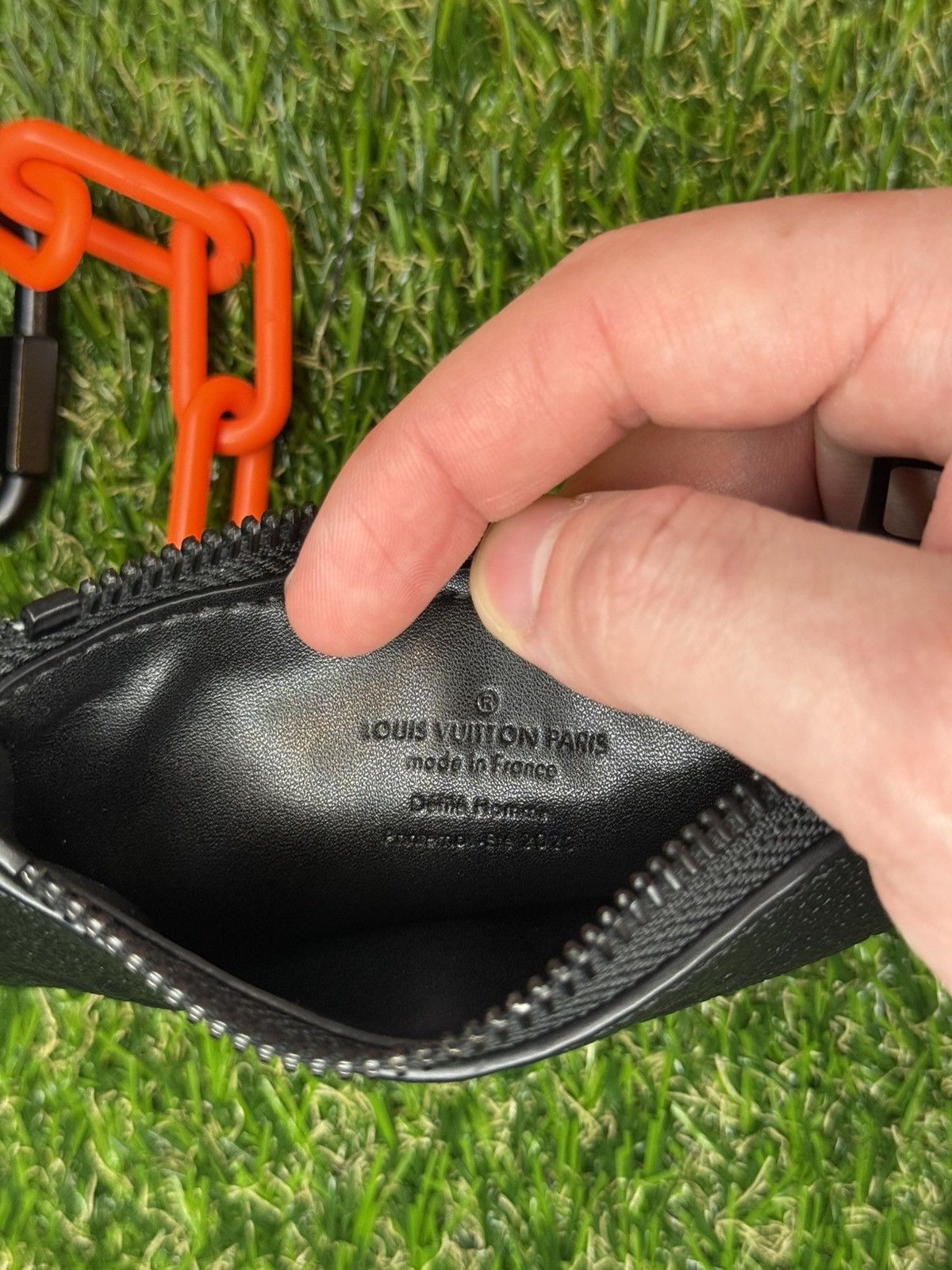 Louis Vuitton GRAIL🦄📜LV X Virgil Black Leather Orange Chain Coin/Key Pouch Size ONE SIZE - 17 Thumbnail