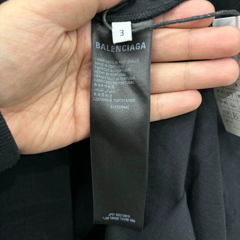 Balenciaga Balenciaga 23 FW Bitcoin Print Mud Dye Destruction Short Sl Size US L / EU 52-54 / 3 - 5 Thumbnail