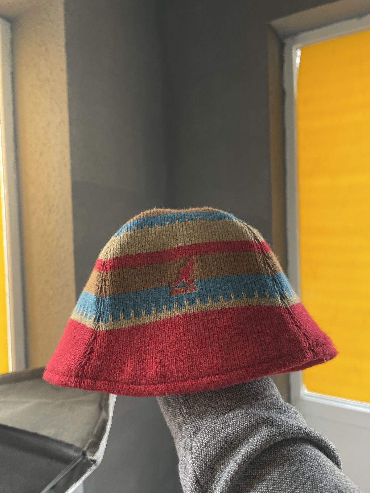 Vintage Vintage Rainbow Retro Kangol Hat Size ONE SIZE - 1 Thumbnail