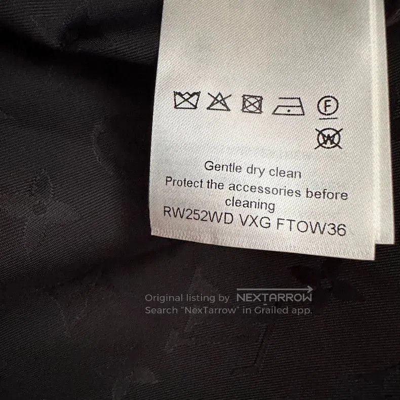 Louis Vuitton Louis Vuitton Black Short Jacket 36. Size US M / EU 48-50 / 2 - 4 Thumbnail