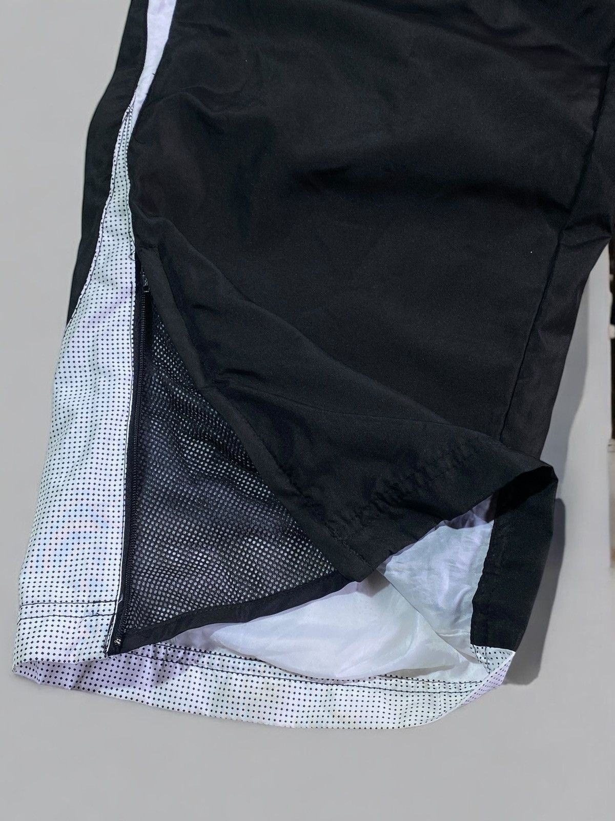 Nike 🔥 Y2k NIKE AIRMAX SERIES 87 PANTS DRILL NYLON TECH STYLE Size US 34 / EU 50 - 11 Thumbnail