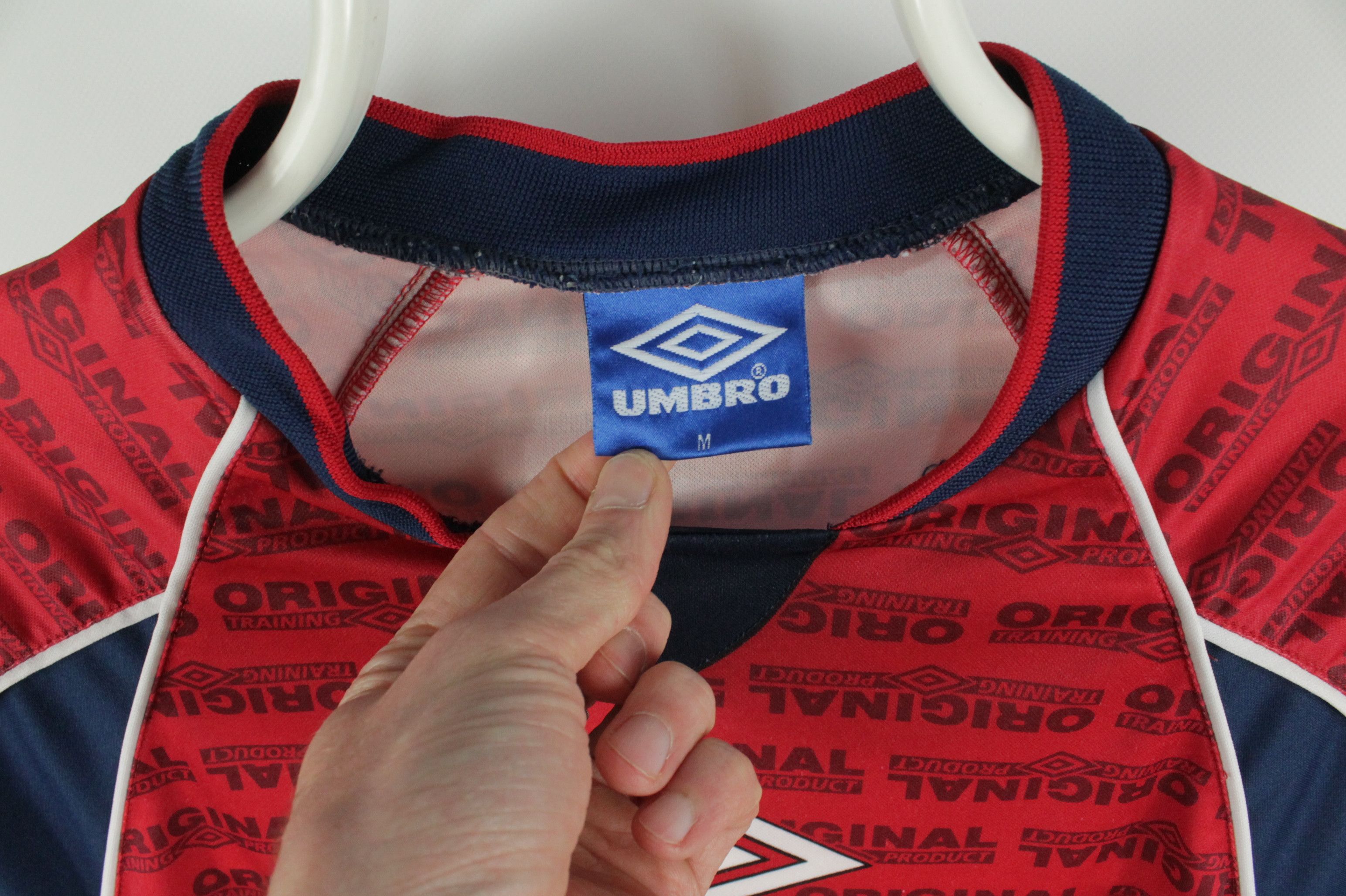 Umbro Vintage Umbro Pro Training Red Monogram T-Shirt Size US M / EU 48-50 / 2 - 3 Thumbnail