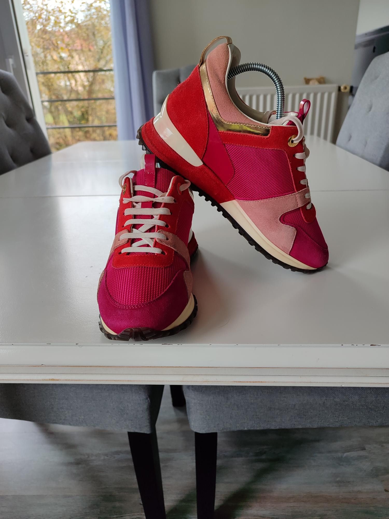 Louis Vuitton BASKETS LOUIS VUITTON RUN AWAY Size US 6 / IT 36 - 5 Thumbnail
