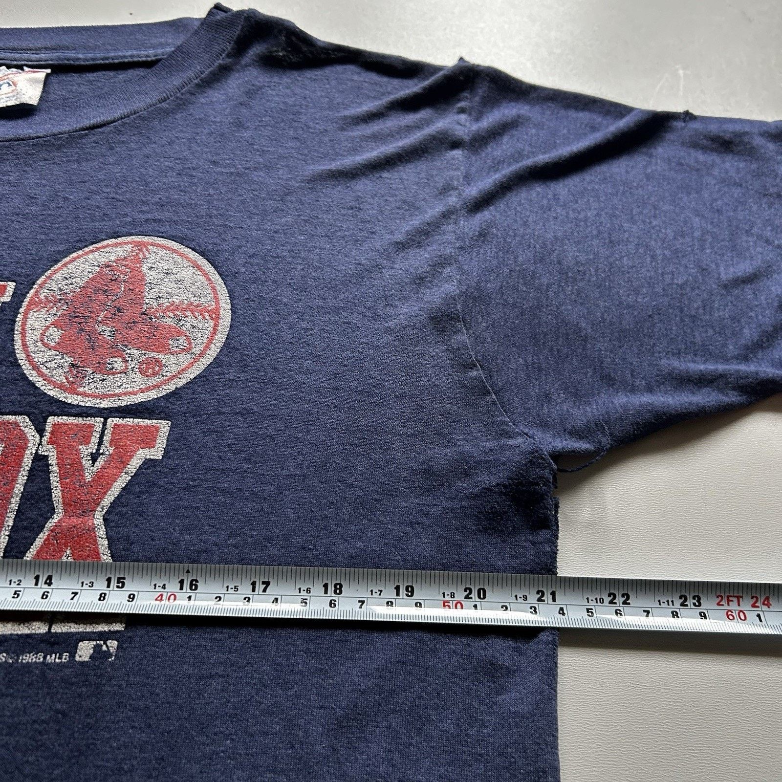 MLB Vintage 1988 Boston Red Sox T Shirt Large Paper Thin 80s MLB Size US L / EU 52-54 / 3 - 9 Thumbnail