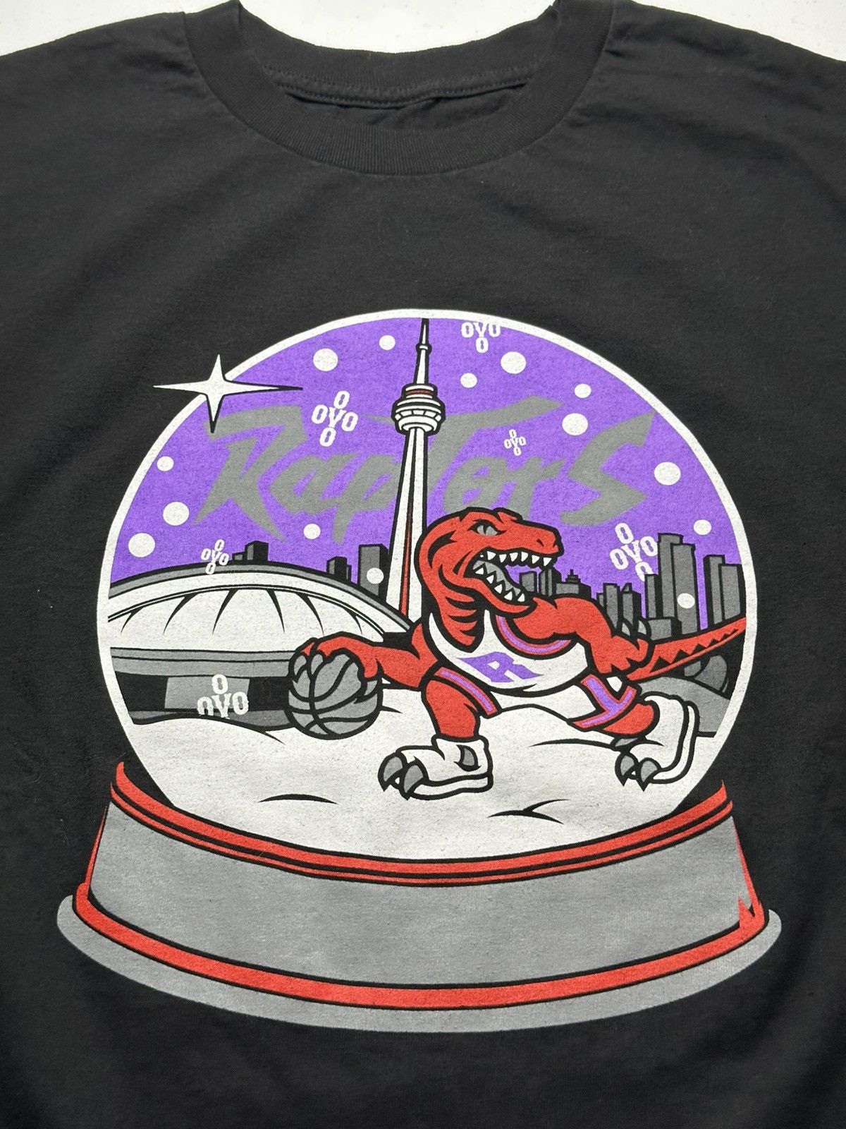 NBA × October's Very Own OVO Toronto Raptors 2019 Christmas Day LongSleeve shirt Size US L / EU 52-54 / 3 - 5 Thumbnail